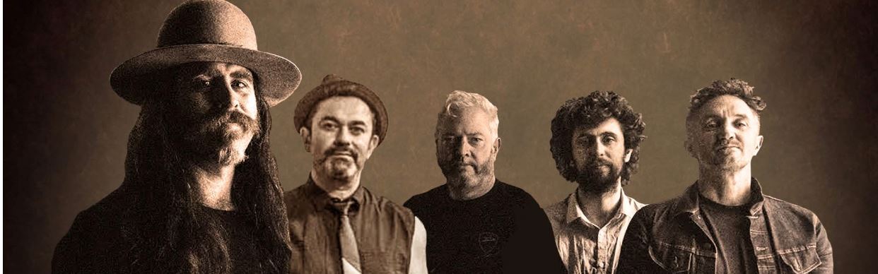 Kew Court House Live: Delsinki and the Quiet Coachmen