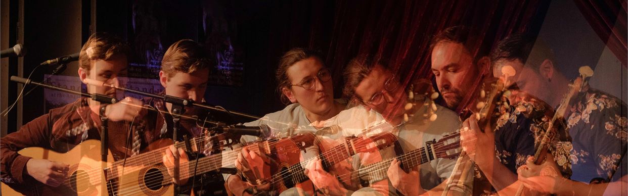 Kew Court House Live: Pluck!