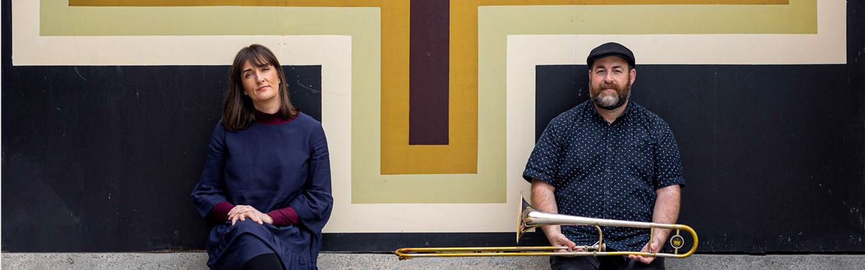 Kew Court House Live: Something So Strong - HRP plays the music of the Finn Brothers