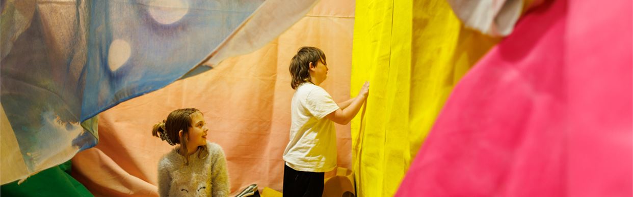 Kids’ Exhibition Tour - Australian Tonalism: A selection from the John and Peter Perry Collection