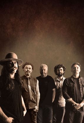 Kew Court House Live: Delsinki and the Quiet Coachmen