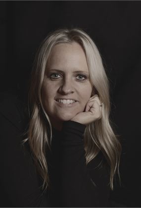 Kew Court House Live: Miss George