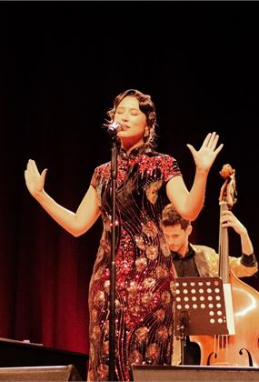 Kew Court House Live: Shanghai Pearls